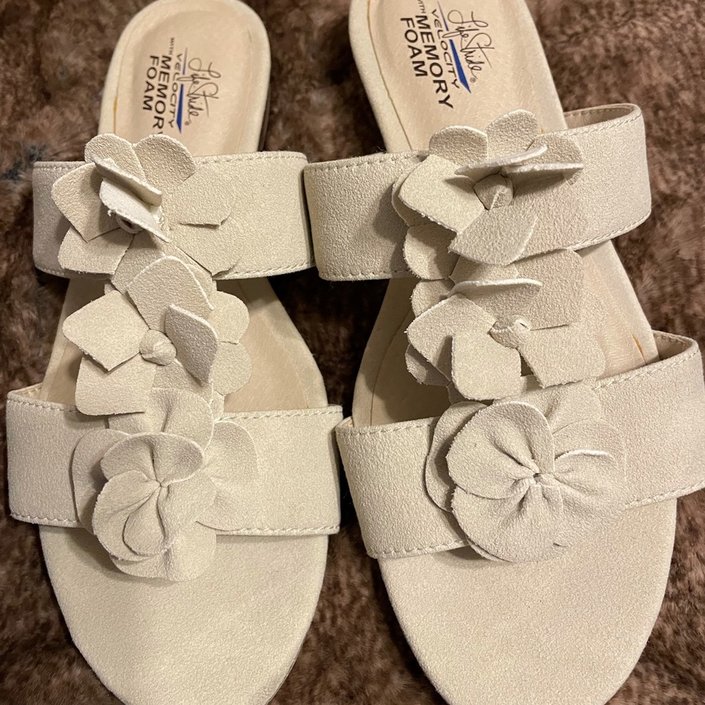 Life Stride Velocity Sandals